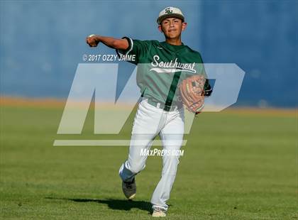 Thumbnail 2 in Reagan [Ronald] vs Southwest (UIL 6A Regional  Semifinal) photogallery.