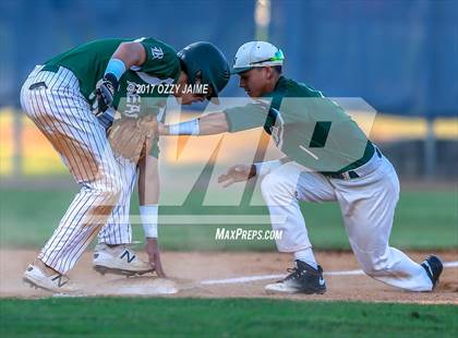 Thumbnail 3 in Reagan [Ronald] vs Southwest (UIL 6A Regional  Semifinal) photogallery.