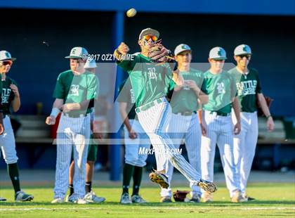 Thumbnail 1 in Reagan [Ronald] vs Southwest (UIL 6A Regional  Semifinal) photogallery.