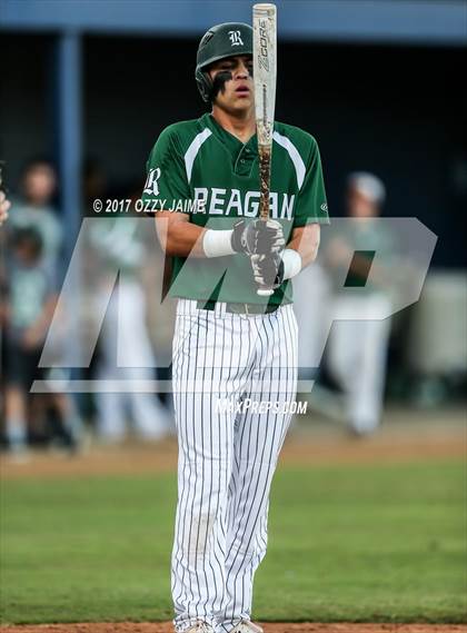 Thumbnail 2 in Reagan [Ronald] vs Southwest (UIL 6A Regional  Semifinal) photogallery.
