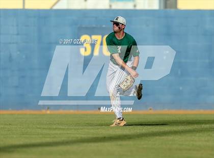 Thumbnail 1 in Reagan [Ronald] vs Southwest (UIL 6A Regional  Semifinal) photogallery.
