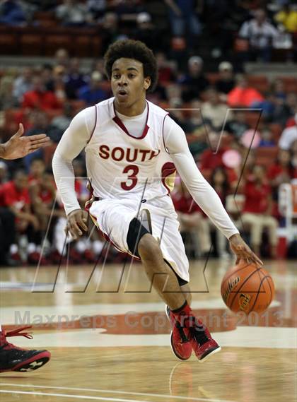 Thumbnail 2 in South Grand Prairie vs. Fort Bend Travis (UIL 5A Final) photogallery.