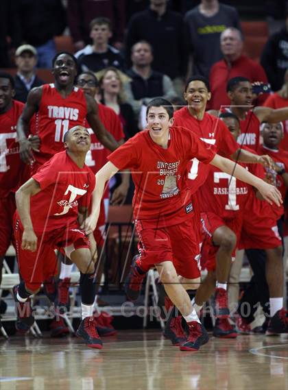 Thumbnail 2 in South Grand Prairie vs. Fort Bend Travis (UIL 5A Final) photogallery.