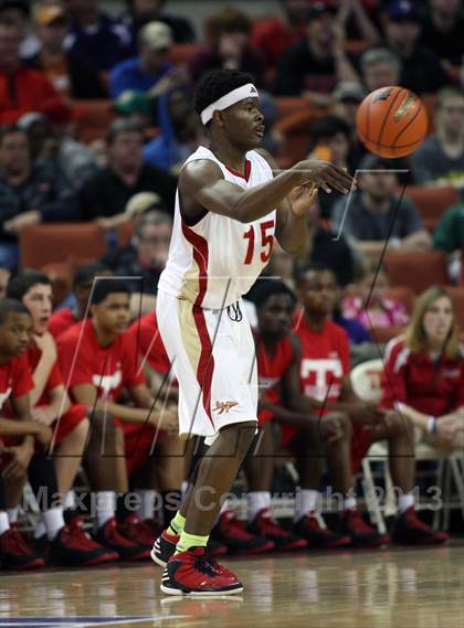 Thumbnail 1 in South Grand Prairie vs. Fort Bend Travis (UIL 5A Final) photogallery.