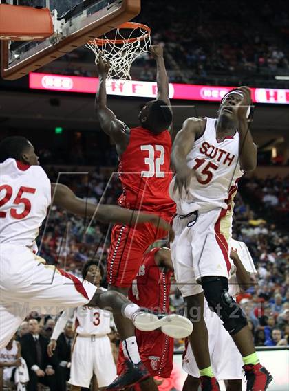 Thumbnail 2 in South Grand Prairie vs. Fort Bend Travis (UIL 5A Final) photogallery.