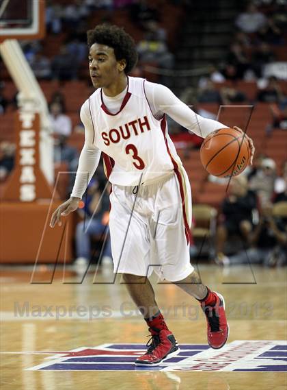 Thumbnail 1 in South Grand Prairie vs. Fort Bend Travis (UIL 5A Final) photogallery.