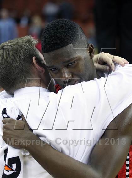 Thumbnail 3 in South Grand Prairie vs. Fort Bend Travis (UIL 5A Final) photogallery.