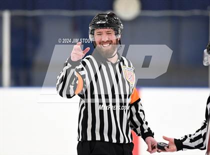 Thumbnail 1 in Loomis @ Hotchkiss photogallery.