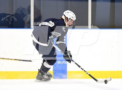 Thumbnail 3 in Loomis @ Hotchkiss photogallery.