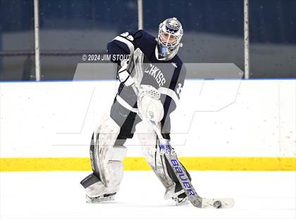 Thumbnail 2 in Loomis @ Hotchkiss photogallery.