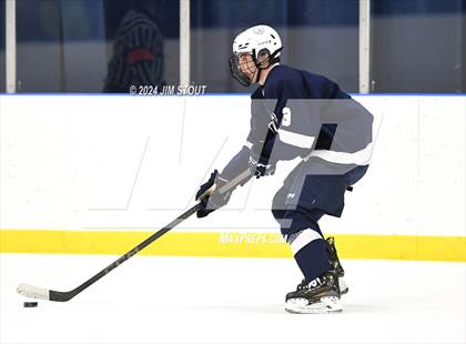 Thumbnail 1 in Loomis @ Hotchkiss photogallery.