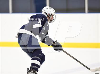 Thumbnail 2 in Loomis @ Hotchkiss photogallery.
