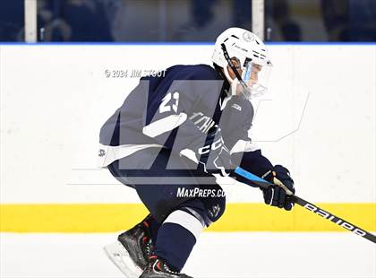 Thumbnail 1 in Loomis @ Hotchkiss photogallery.