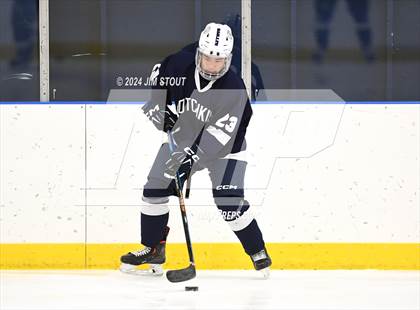 Thumbnail 2 in Loomis @ Hotchkiss photogallery.