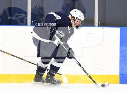Thumbnail 2 in Loomis @ Hotchkiss photogallery.