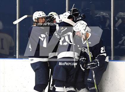 Thumbnail 2 in Loomis @ Hotchkiss photogallery.