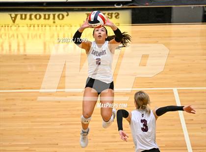 Thumbnail 1 in Davenport vs. Wimberley (UIL 4A Regional Final) photogallery.