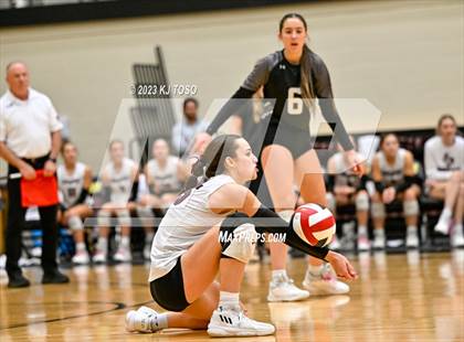 Thumbnail 3 in Davenport vs. Wimberley (UIL 4A Regional Final) photogallery.