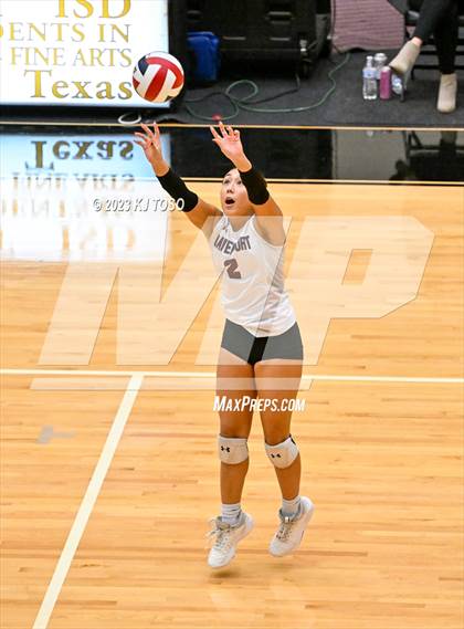 Thumbnail 2 in Davenport vs. Wimberley (UIL 4A Regional Final) photogallery.
