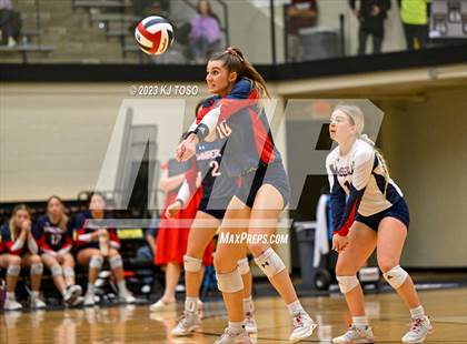 Thumbnail 2 in Davenport vs. Wimberley (UIL 4A Regional Final) photogallery.