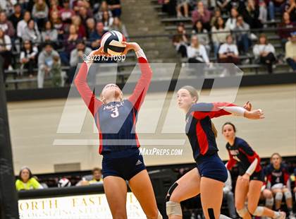 Thumbnail 3 in Davenport vs. Wimberley (UIL 4A Regional Final) photogallery.