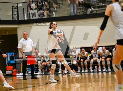Thumbnail 1 in Davenport vs. Wimberley (UIL 4A Regional Final) photogallery.