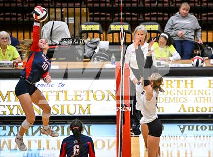 Thumbnail 2 in Davenport vs. Wimberley (UIL 4A Regional Final) photogallery.
