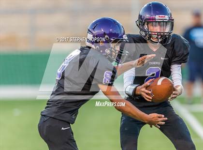 Thumbnail 3 in Downey @ Tokay photogallery.