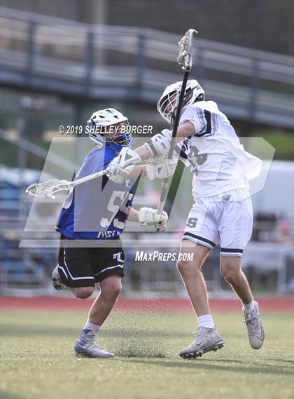 Thumbnail 3 in Ludlowe @ Staples photogallery.