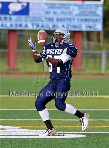 Thumbnail 3 in Eagle River vs. Bartlett photogallery.