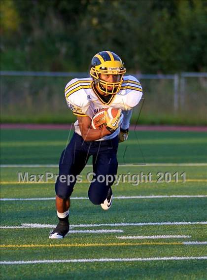 Thumbnail 1 in Eagle River vs. Bartlett photogallery.