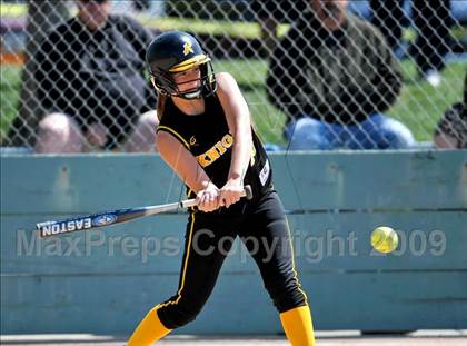 Thumbnail 3 in Rio Linda vs. Rocklin photogallery.