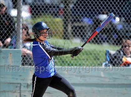 Thumbnail 2 in Rio Linda vs. Rocklin photogallery.
