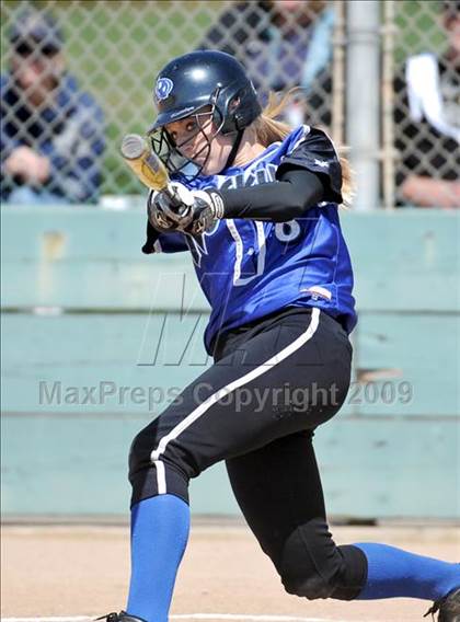 Thumbnail 2 in Rio Linda vs. Rocklin photogallery.