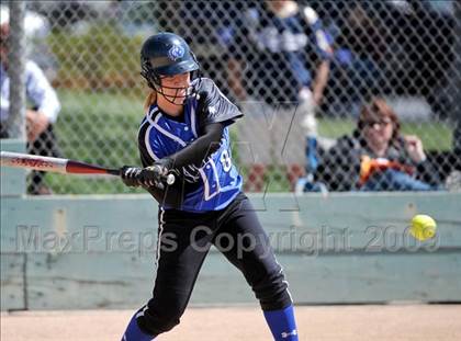 Thumbnail 3 in Rio Linda vs. Rocklin photogallery.