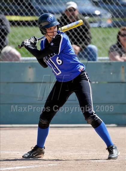 Thumbnail 3 in Rio Linda vs. Rocklin photogallery.