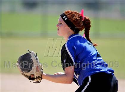 Thumbnail 3 in Rio Linda vs. Rocklin photogallery.