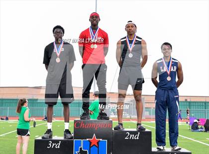 Thumbnail 1 in UIL 6A Area Championships (17 & 18) photogallery.