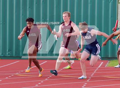 Thumbnail 3 in UIL 6A Area Championships (17 & 18) photogallery.