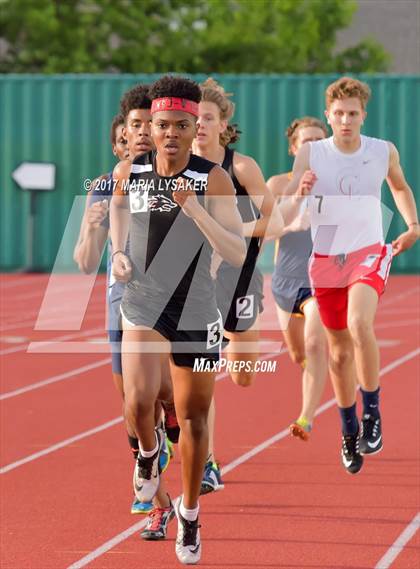 Thumbnail 1 in UIL 6A Area Championships (17 & 18) photogallery.