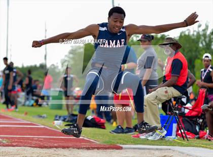Thumbnail 3 in UIL 6A Area Championships (17 & 18) photogallery.
