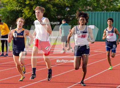 Thumbnail 3 in UIL 6A Area Championships (17 & 18) photogallery.