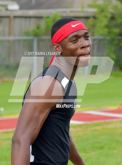 Thumbnail 1 in UIL 6A Area Championships (17 & 18) photogallery.