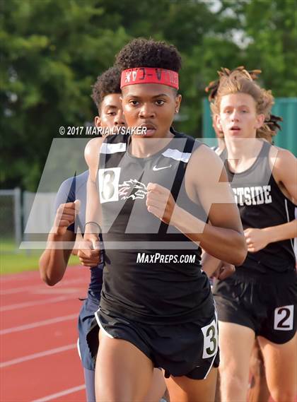 Thumbnail 2 in UIL 6A Area Championships (17 & 18) photogallery.