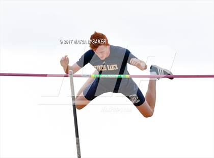 Thumbnail 2 in UIL 6A Area Championships (17 & 18) photogallery.
