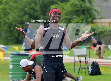 Thumbnail 2 in UIL 6A Area Championships (17 & 18) photogallery.