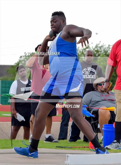 Thumbnail 3 in UIL 6A Area Championships (17 & 18) photogallery.