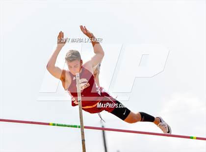 Thumbnail 1 in UIL 6A Area Championships (17 & 18) photogallery.
