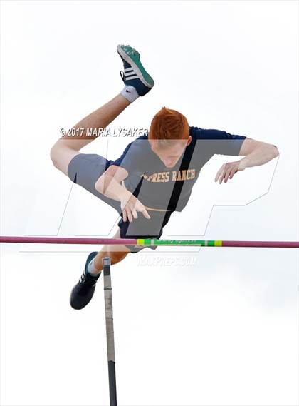 Thumbnail 3 in UIL 6A Area Championships (17 & 18) photogallery.