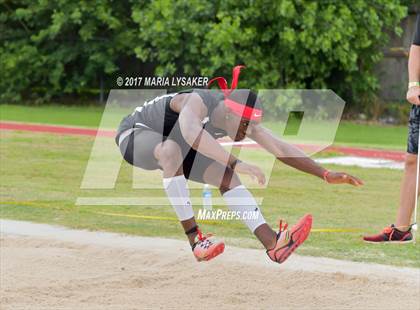 Thumbnail 3 in UIL 6A Area Championships (17 & 18) photogallery.